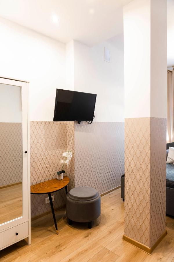 Clicktheflat Royal Route Warecka Apart Rooms Warschau Buitenkant foto