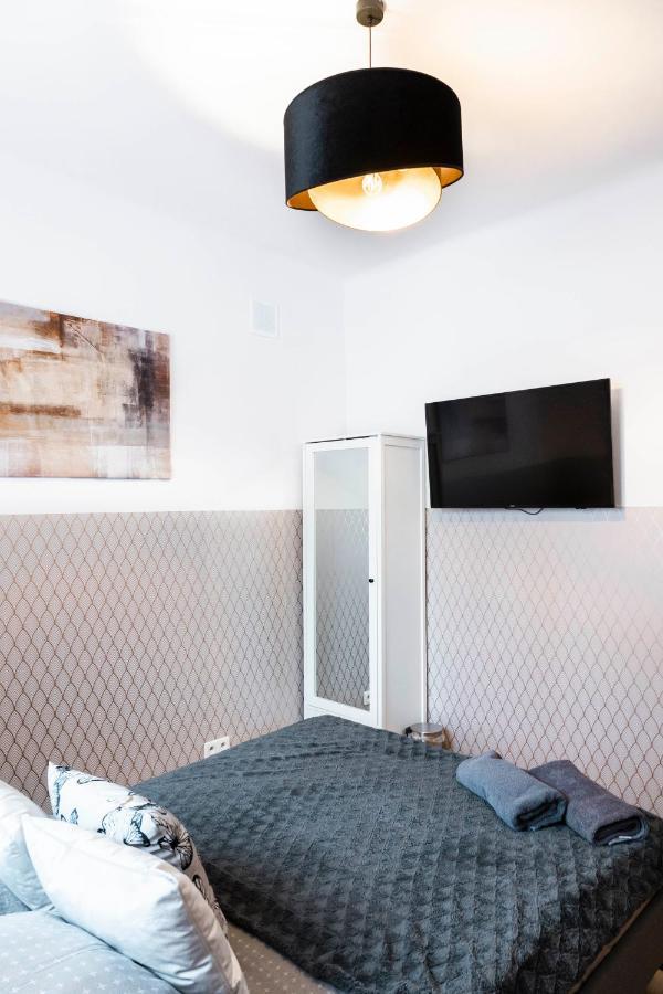 Clicktheflat Royal Route Warecka Apart Rooms Warschau Buitenkant foto