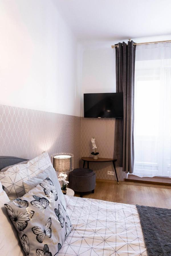 Clicktheflat Royal Route Warecka Apart Rooms Warschau Buitenkant foto